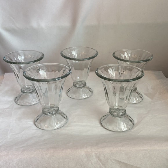 Vintage—Set of 5 Ice Cream Sundae Dishes by Libbey Glass Company - Picture 2 of 7
